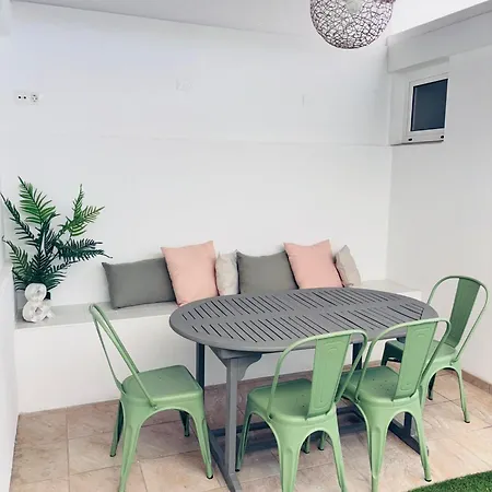 Ferienhaus Home2book La Casita Del Mercado *